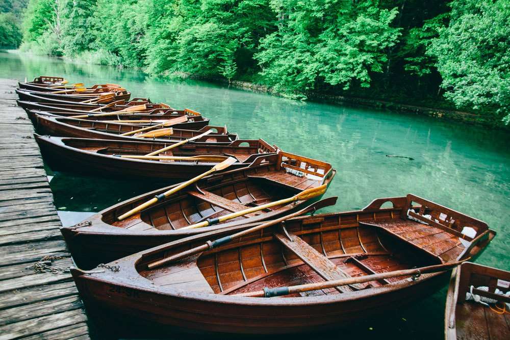 Barcas-lago-plitvice