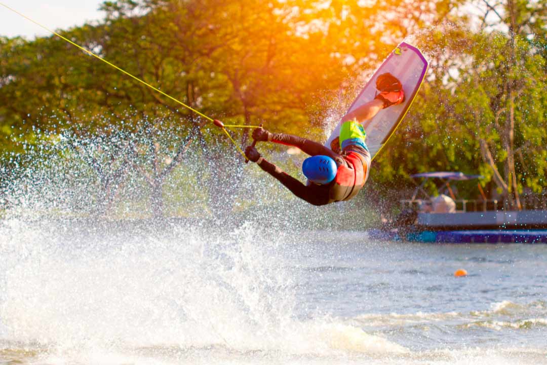 Wakeboard: qué es, dónde y cómo practicarlo