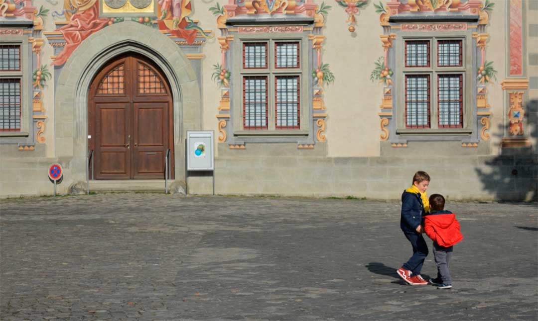 mary-playground-around-the-corner